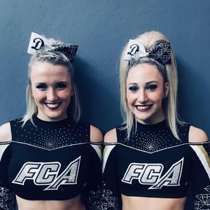 Meet your Posher, Cameron